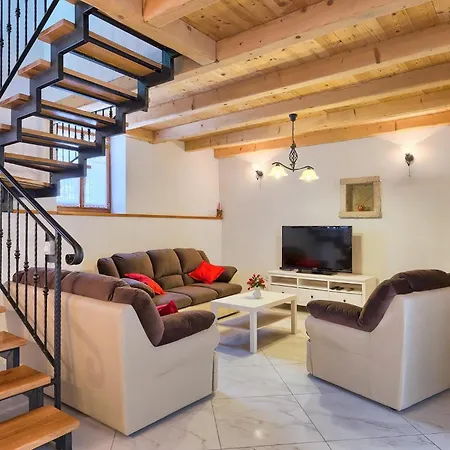 Holiday home Taki